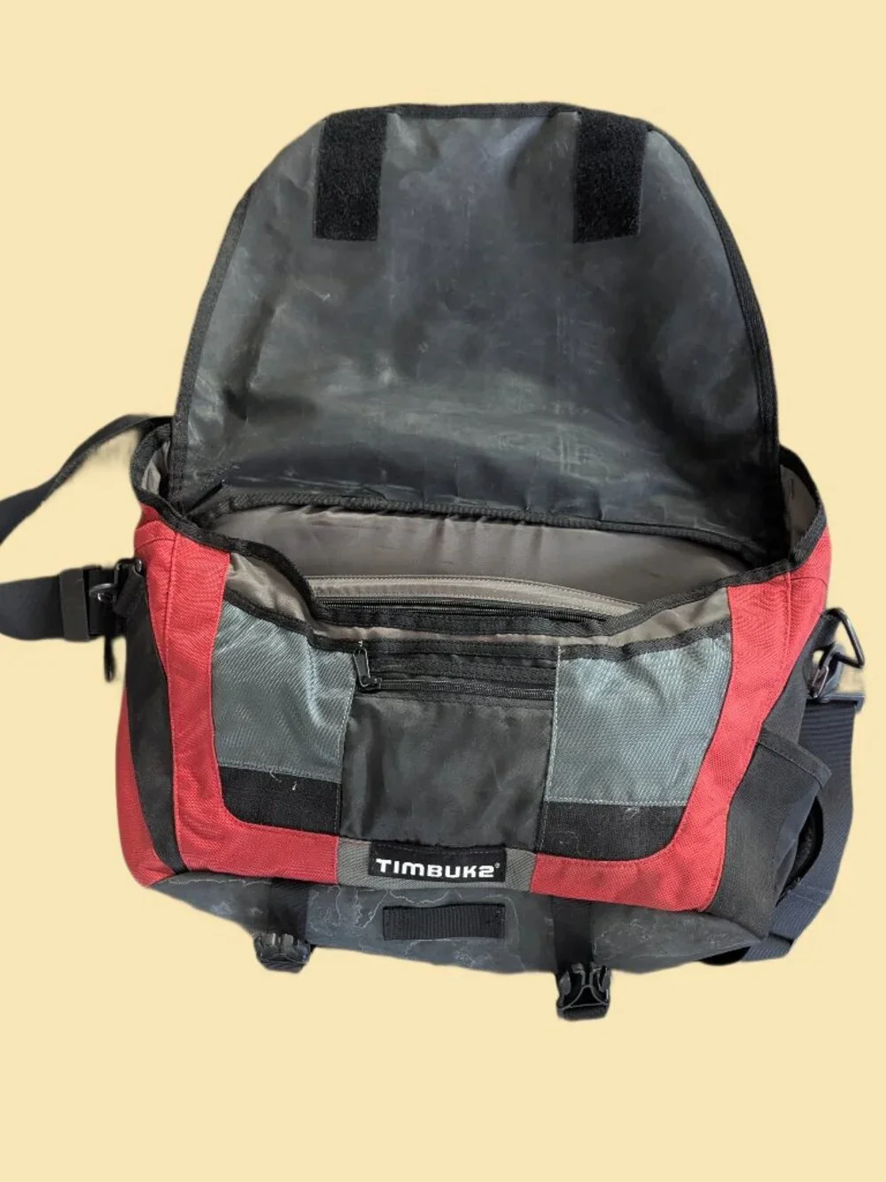 Timbuk2 Red & Gray Nylon Messenger Bag with detachable Shoulder Strap